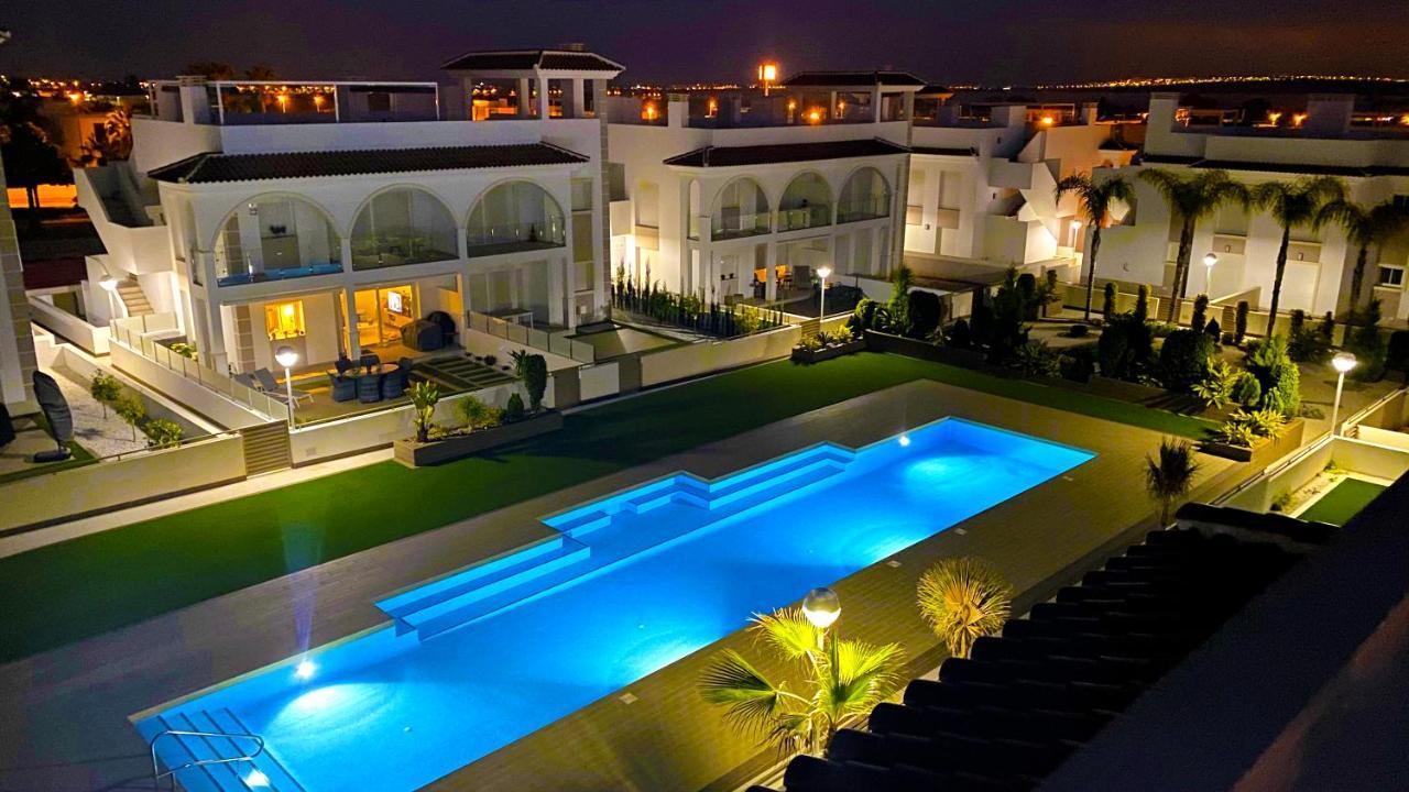 Fortuna 15 - Apartamento Con Azotea Privada Y Piscina Рохалес Екстериор снимка