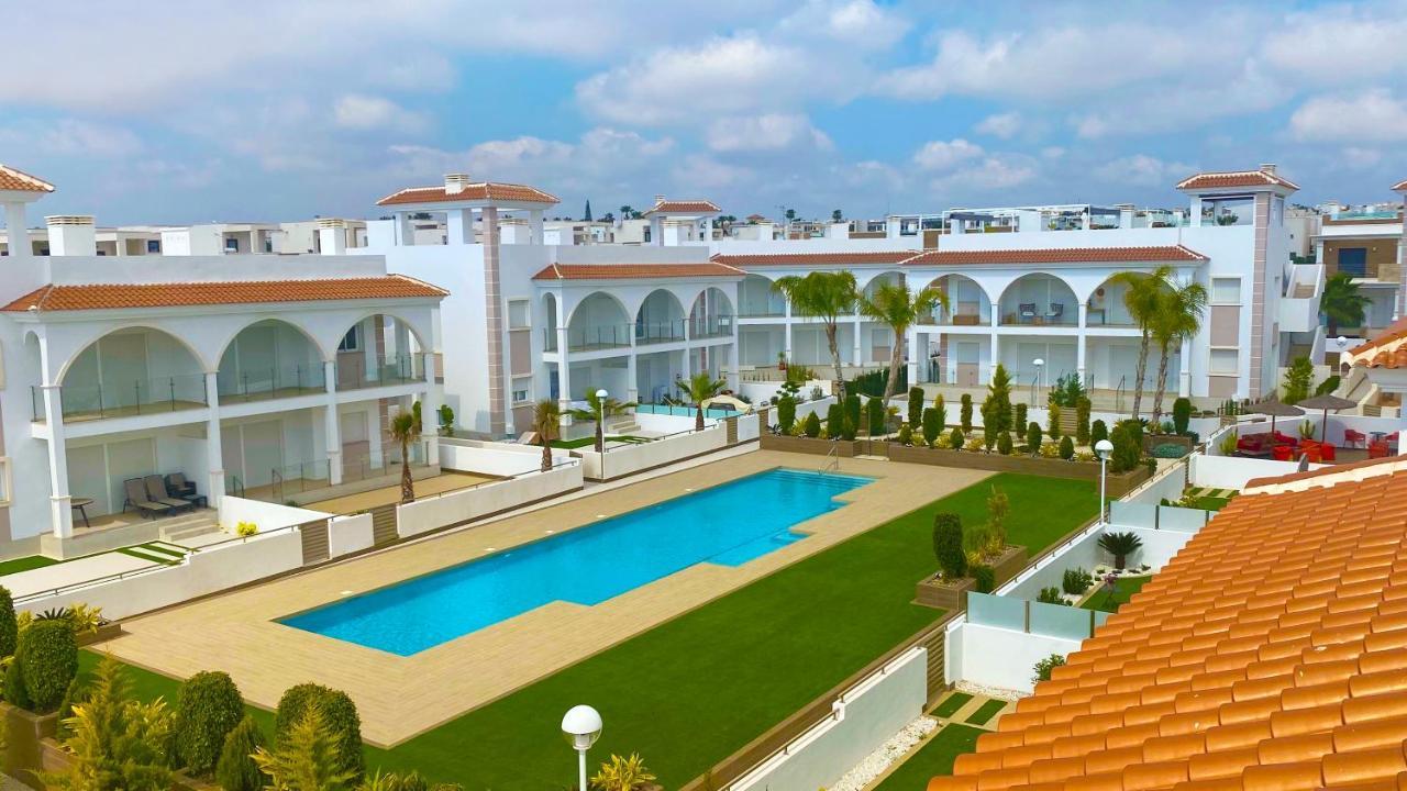Fortuna 15 - Apartamento Con Azotea Privada Y Piscina Рохалес Екстериор снимка